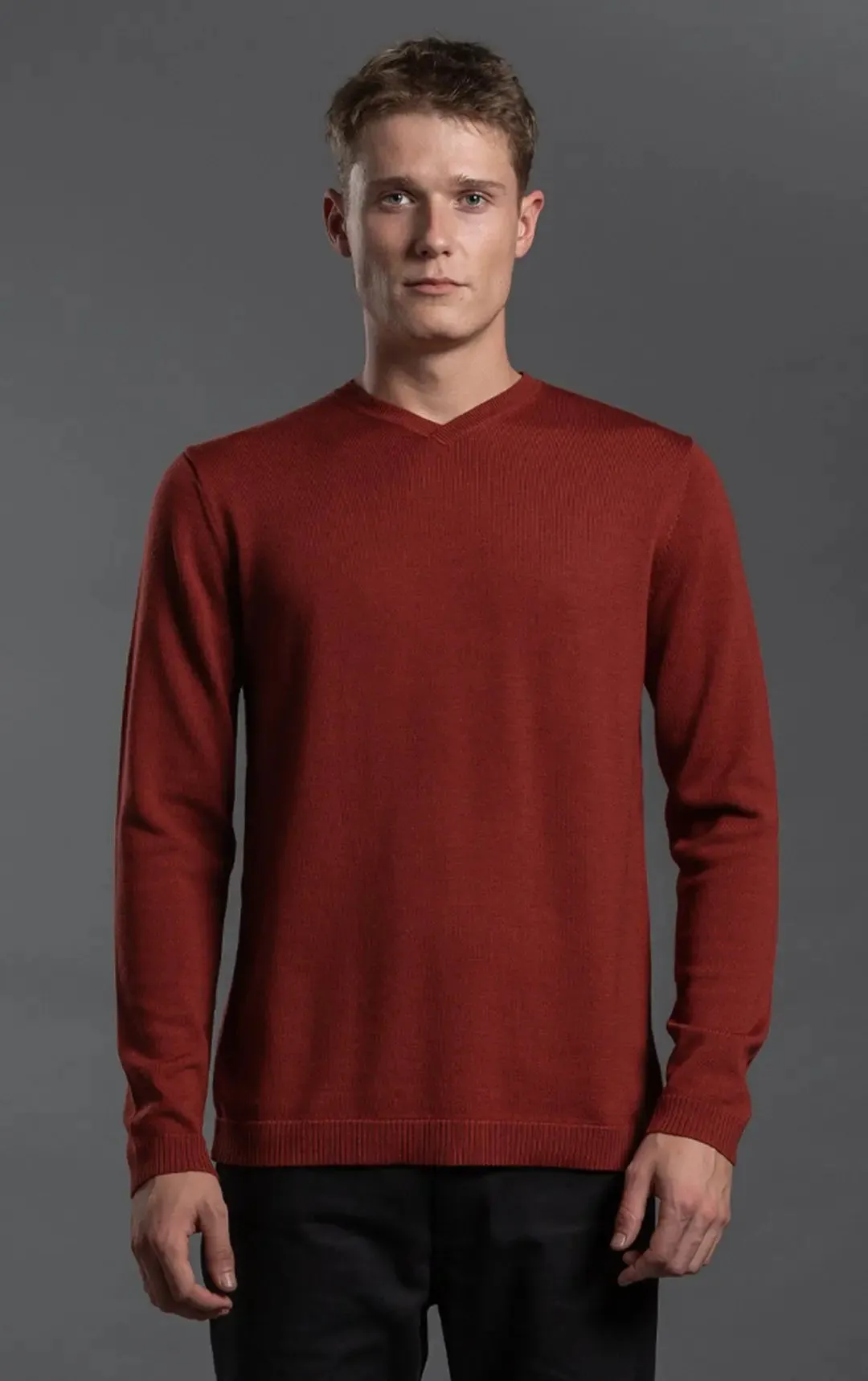 12GG MERINO V-NECK SWEATER - CLEARANCE