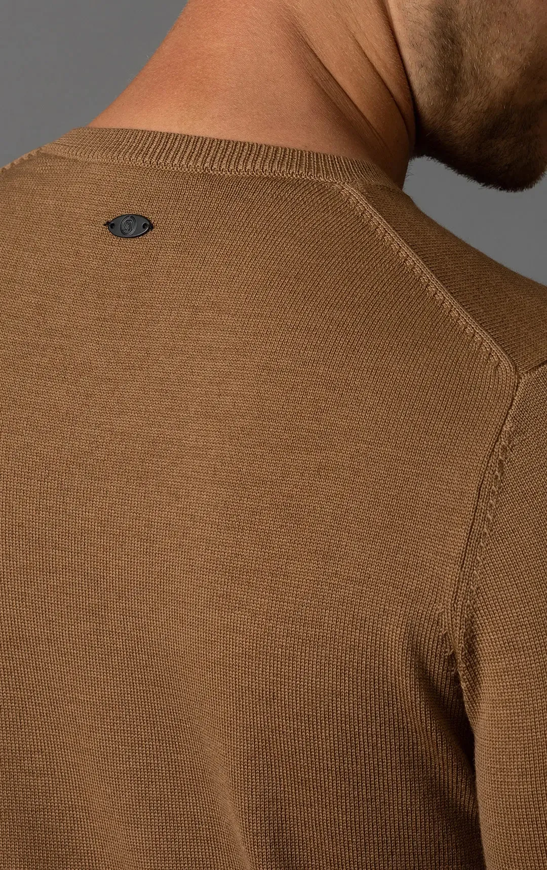 12GG MERINO V-NECK SWEATER - CLEARANCE