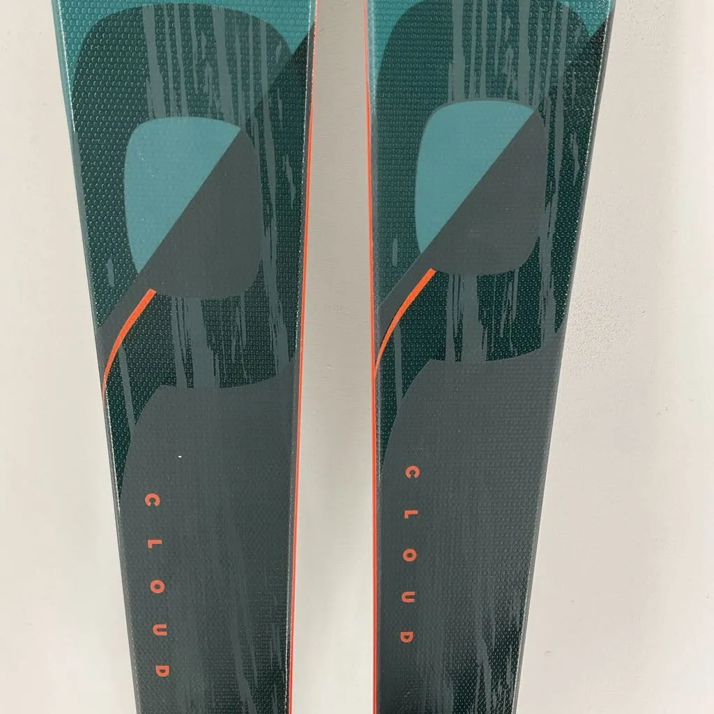 2024 Atomic Cloud Q11 w/ Atomic M10 Bindings