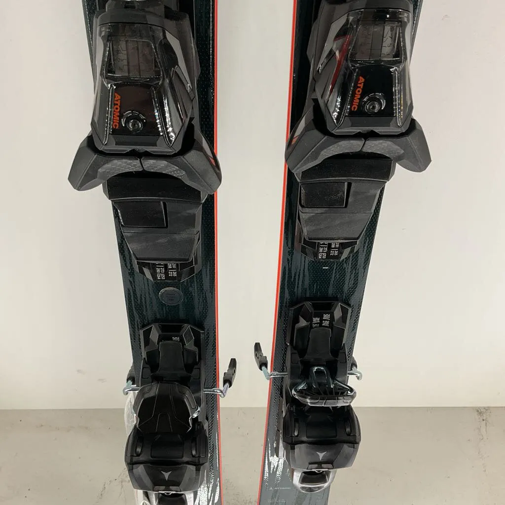 2024 Atomic Cloud Q11 w/ Atomic M10 Bindings