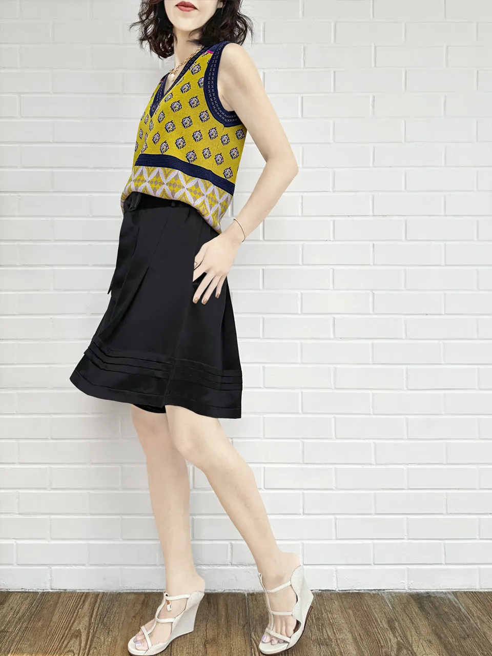 Citron Yellow Mosaic Pattern Knitted Sleeveless V-neck Sweater