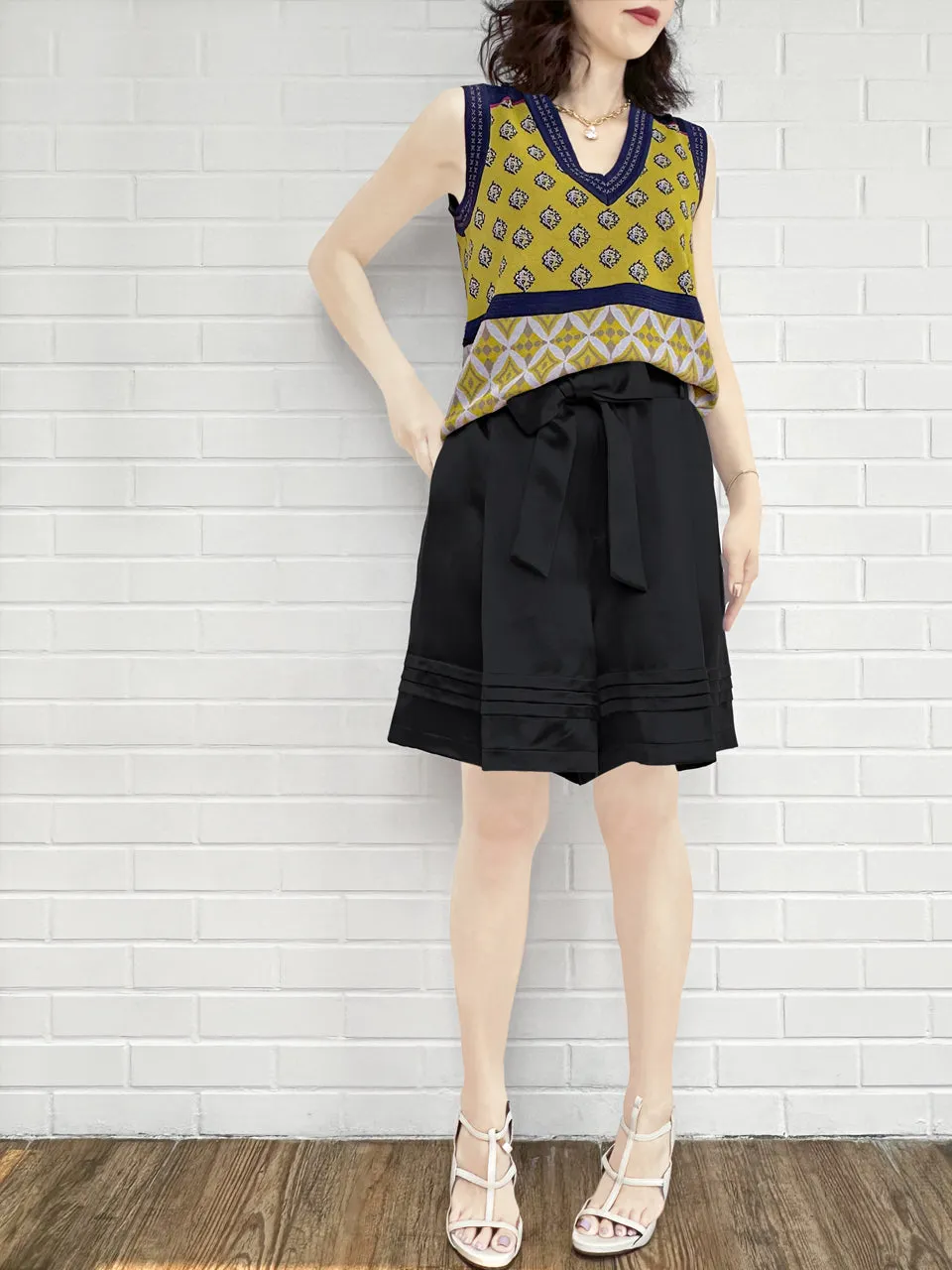 Citron Yellow Mosaic Pattern Knitted Sleeveless V-neck Sweater