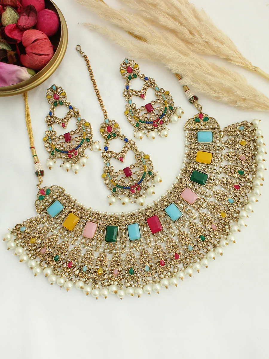 Devina Necklace Set