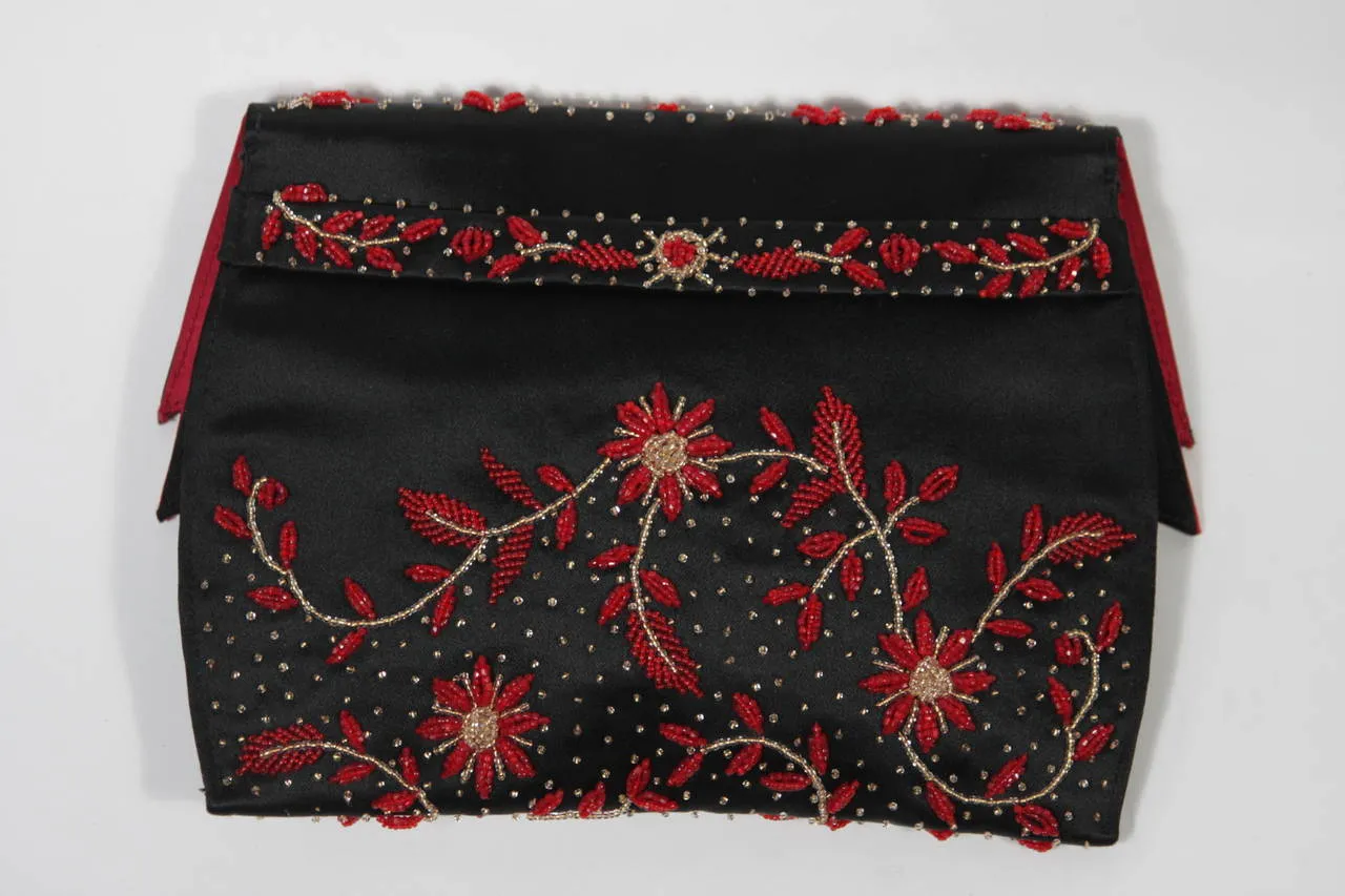 DUIZED-GANS Black Beaded Satin Evening Clutch with Red Lining