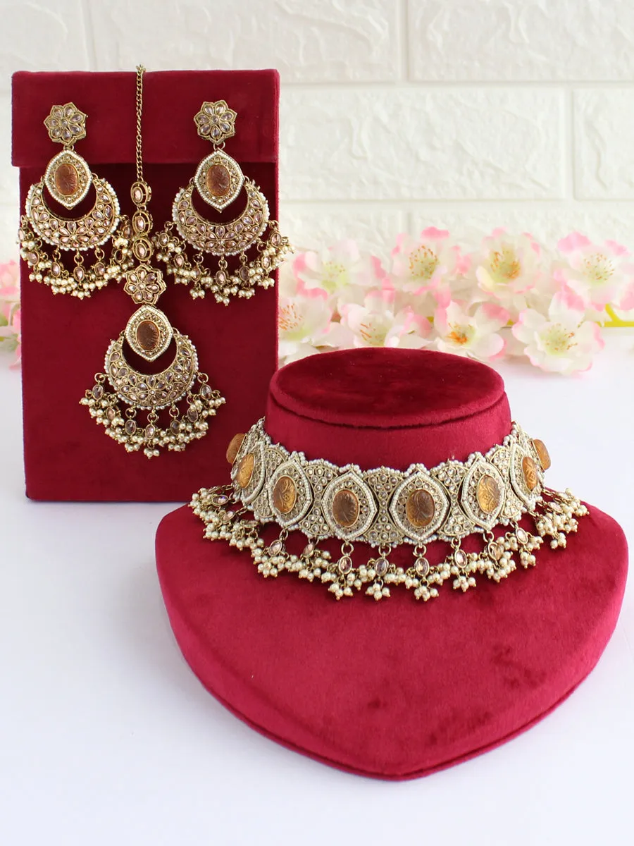 Ezzah Necklace Set