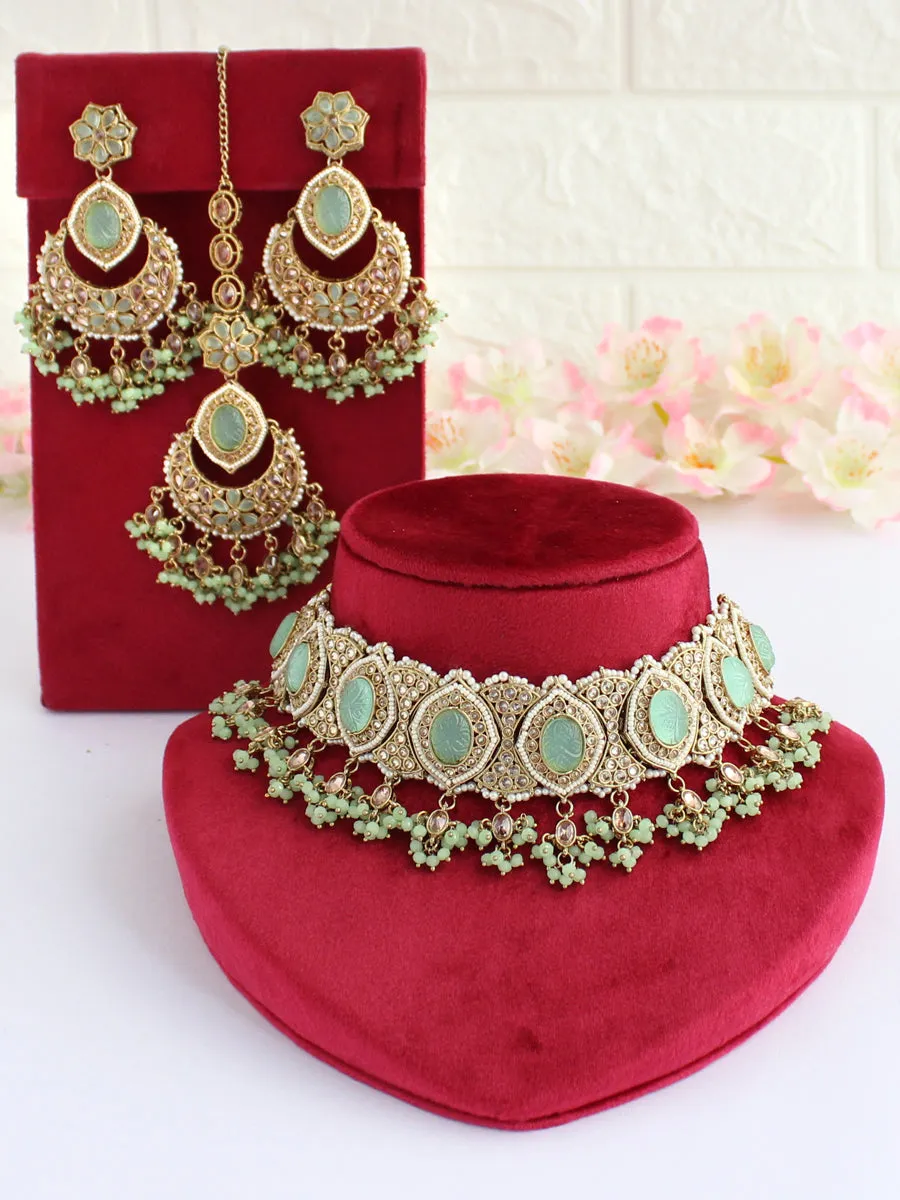 Ezzah Necklace Set