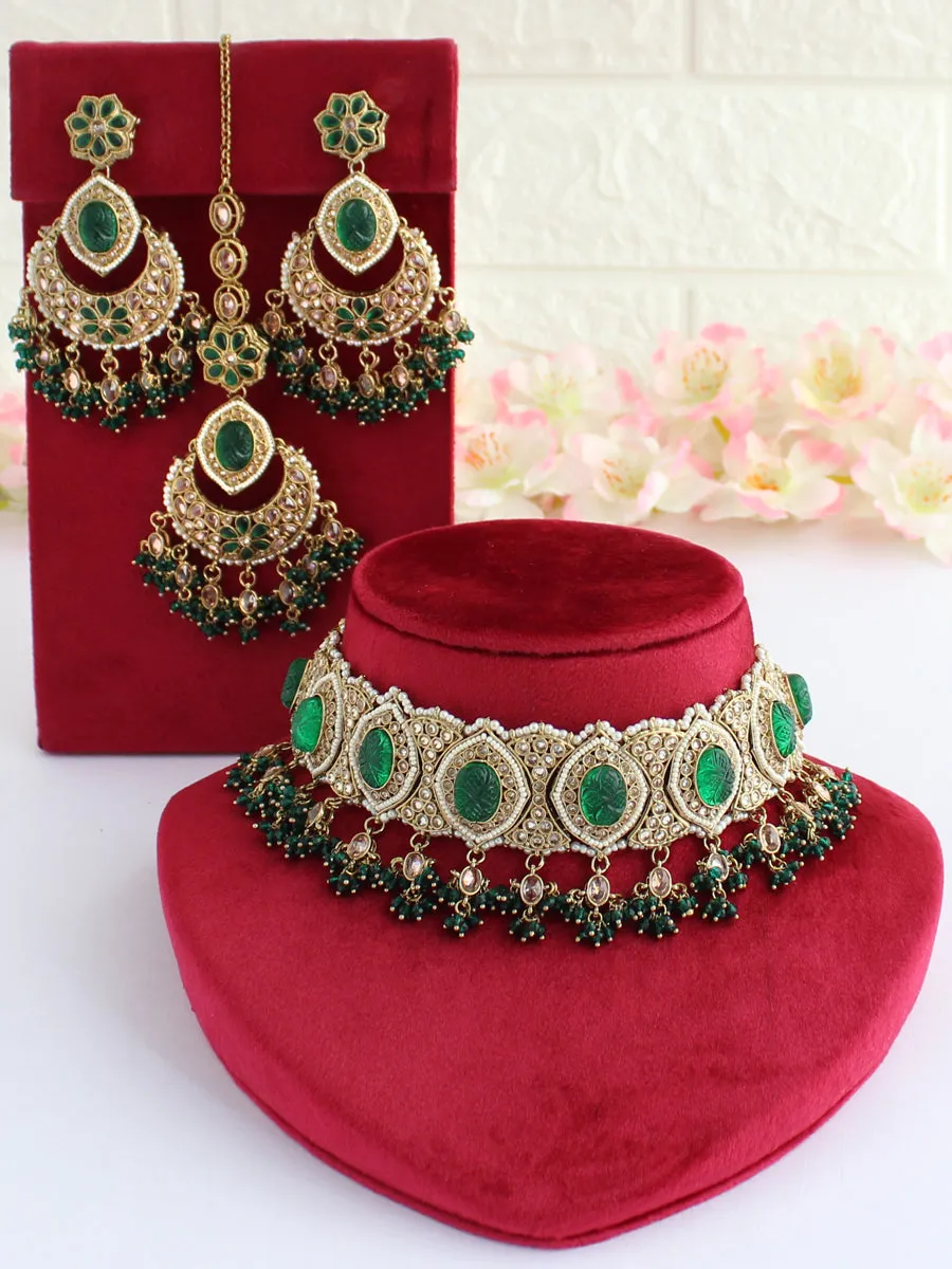 Ezzah Necklace Set