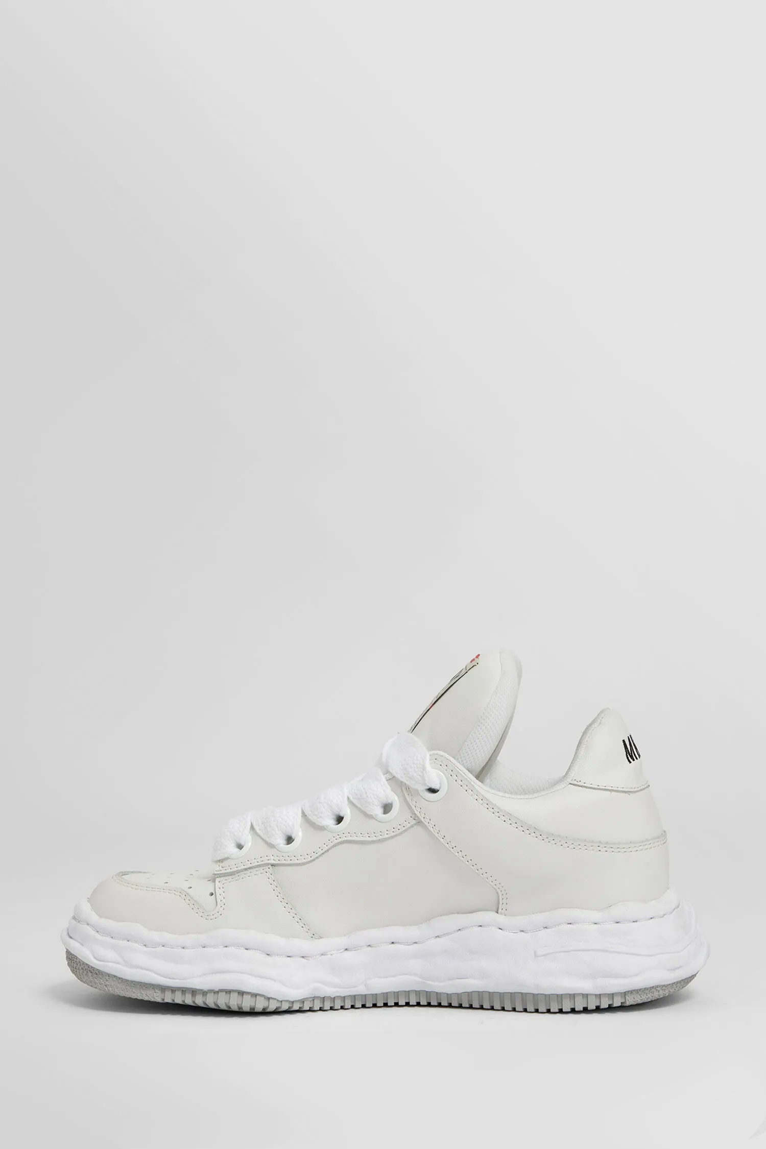 MAISON MIHARA YASUHIRO MAN WHITE SNEAKERS