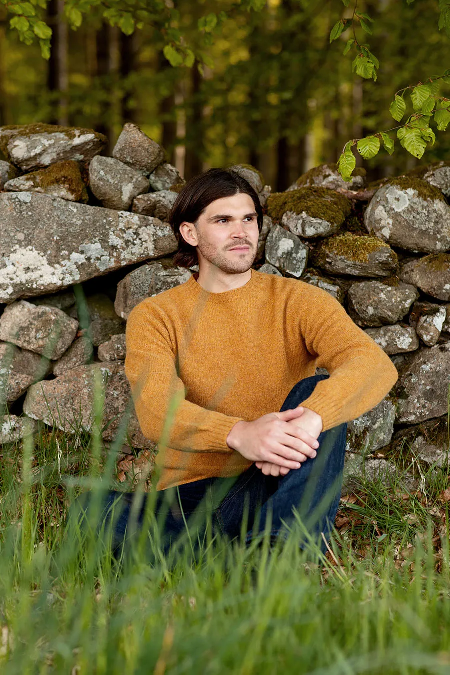 Mens Seamless Saddle Shoulder Shetland Jumper - Dark Mustard