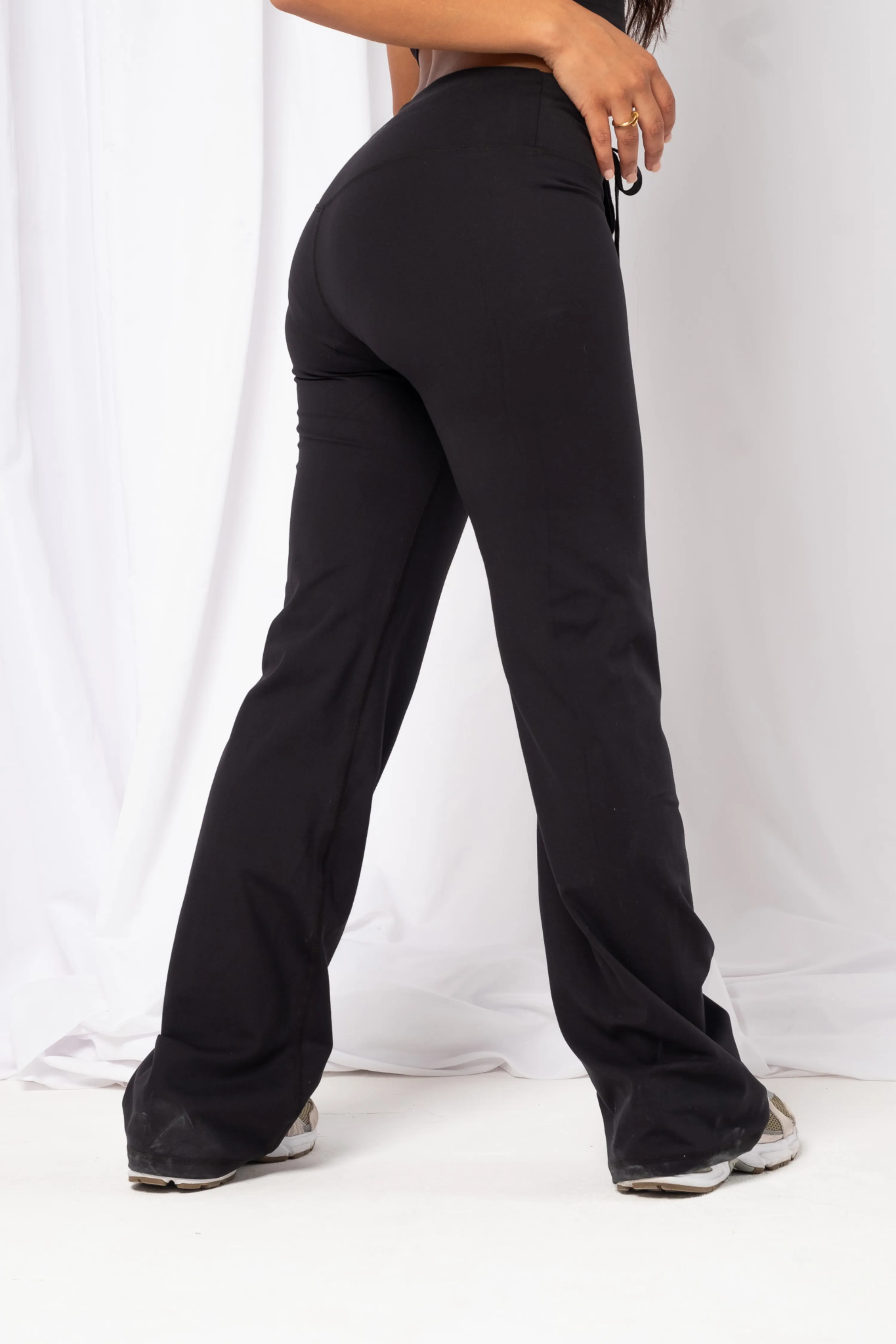 Petite High Waisted Wide Leg Flares Matte Black