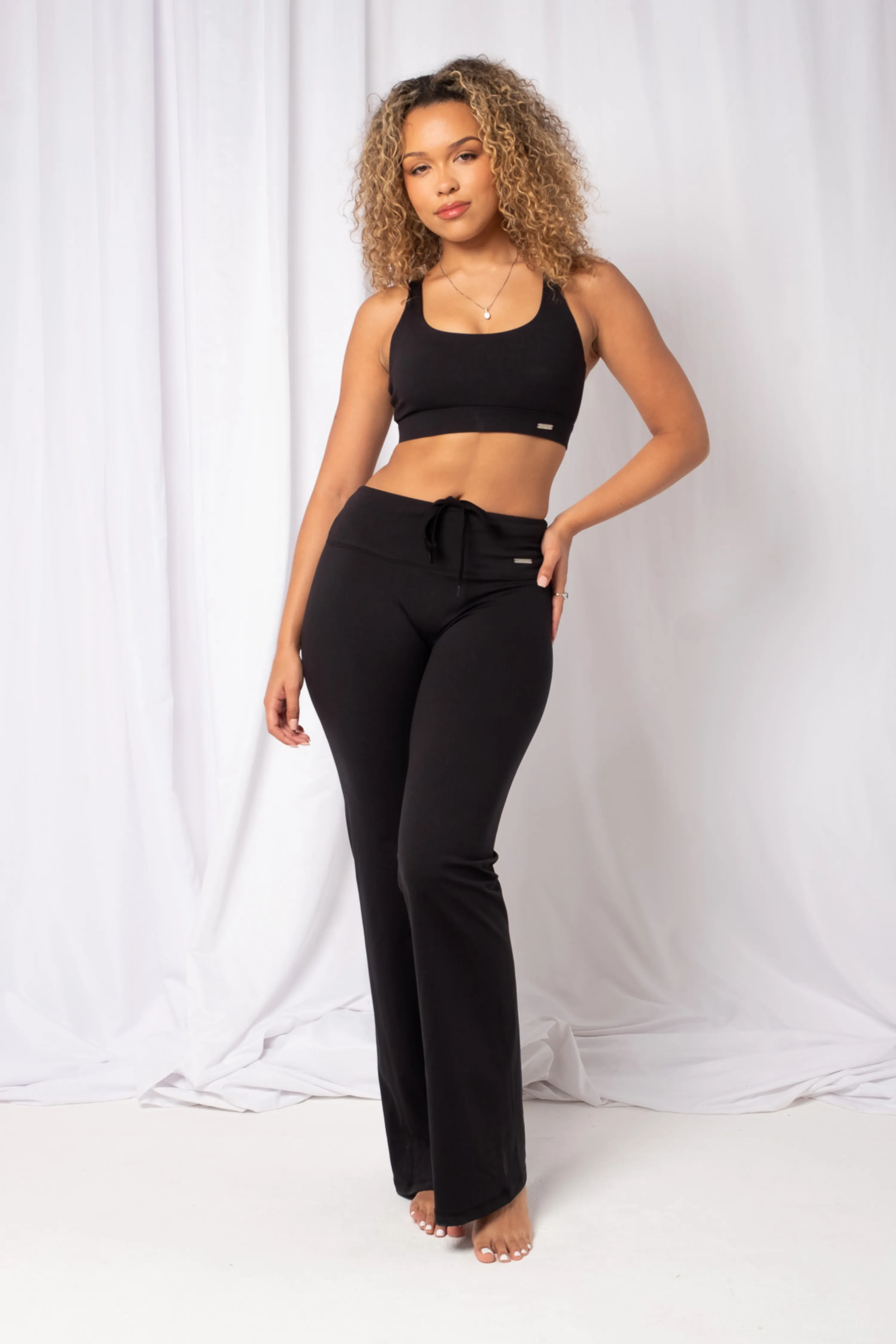 Regular High Waisted Wide Leg Flares Matte Black