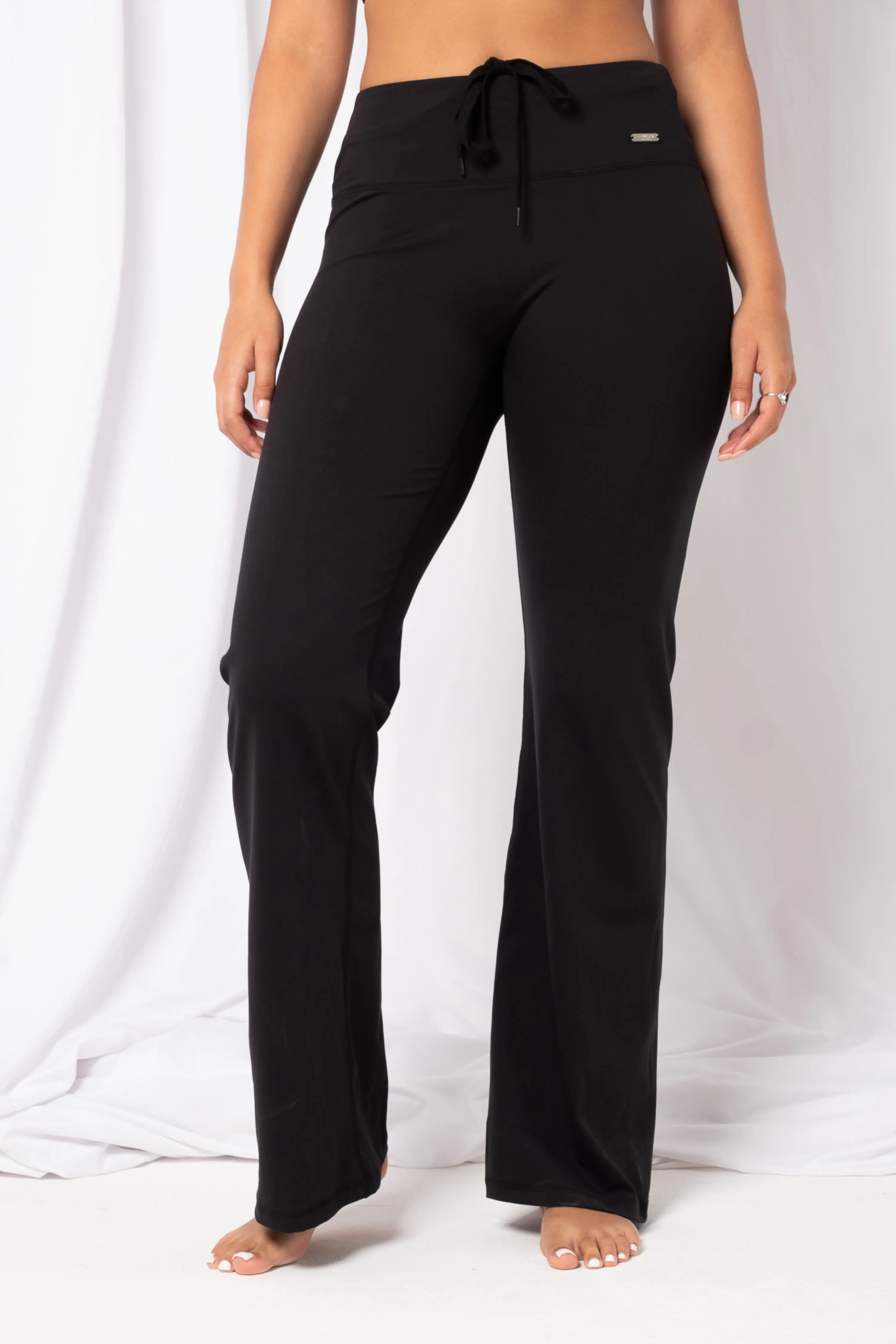 Regular High Waisted Wide Leg Flares Matte Black