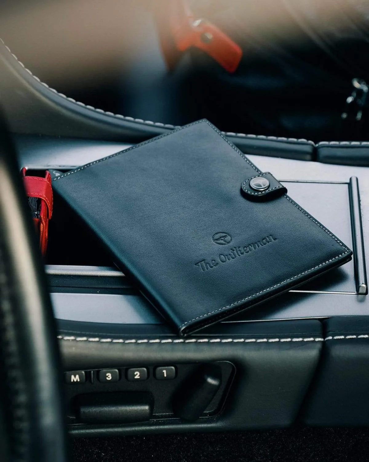 SLIM - Full-grain Leather Car Document Holder - Black