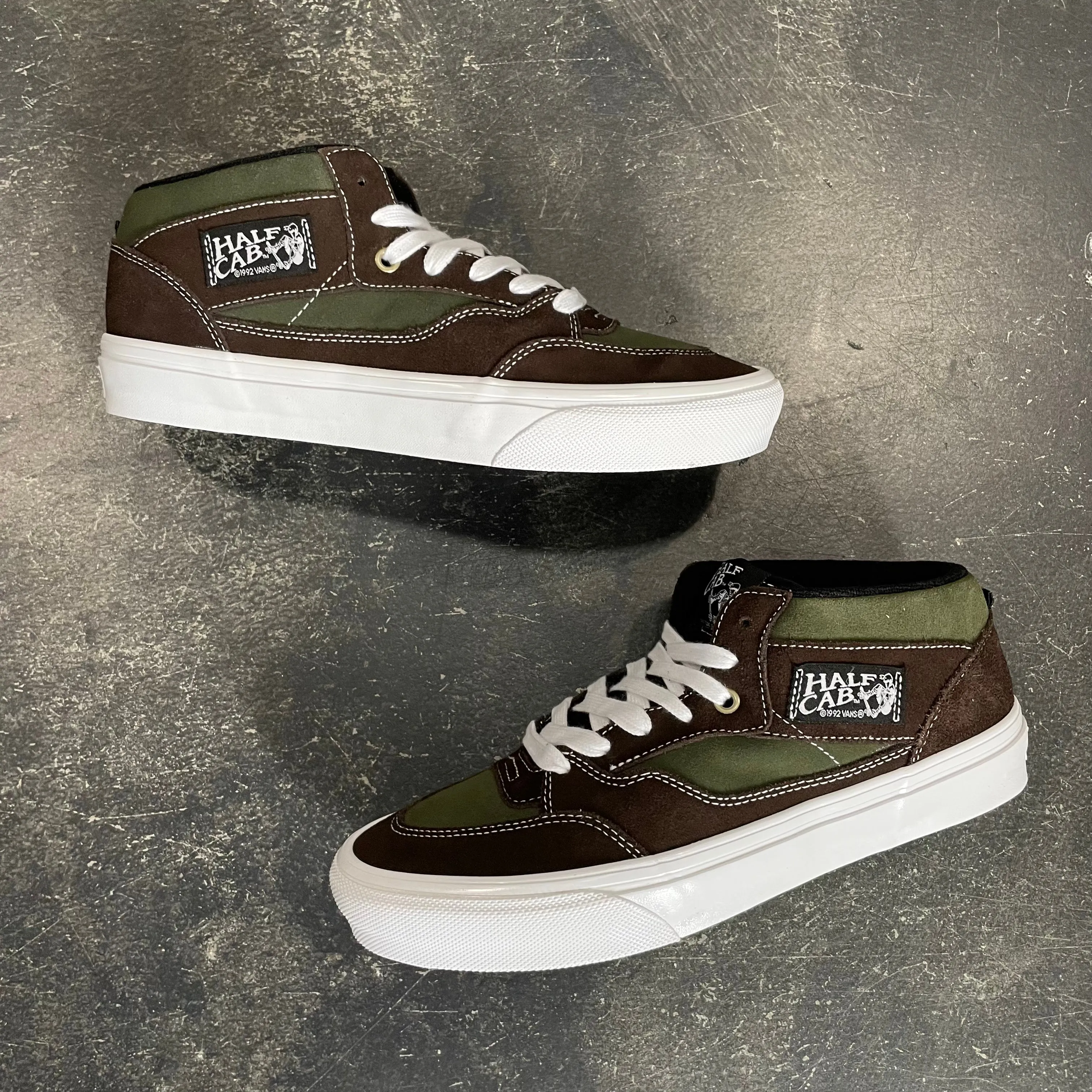 Vans Skate Half Cab 92 VCU Dark Brown/White SALE