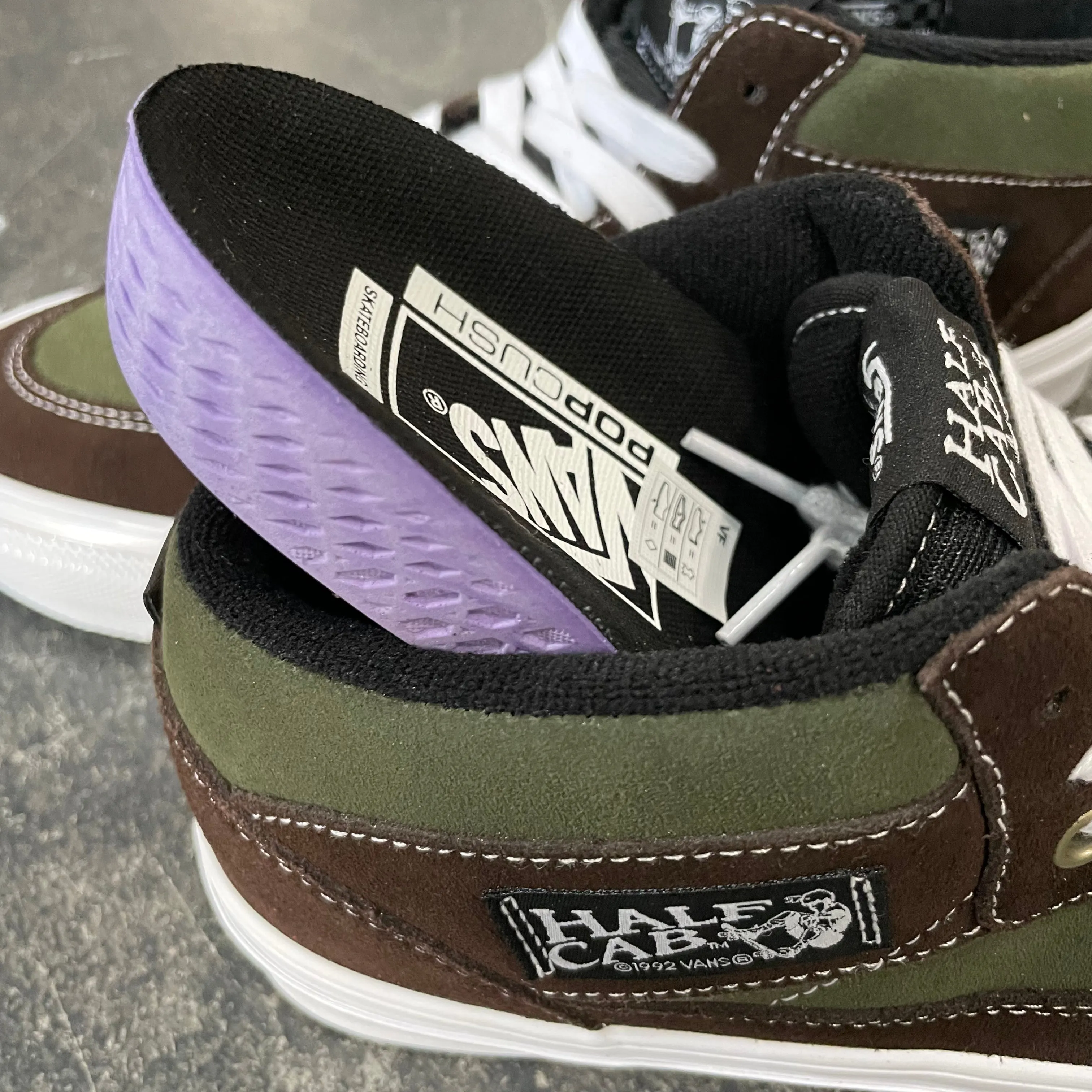 Vans Skate Half Cab 92 VCU Dark Brown/White SALE